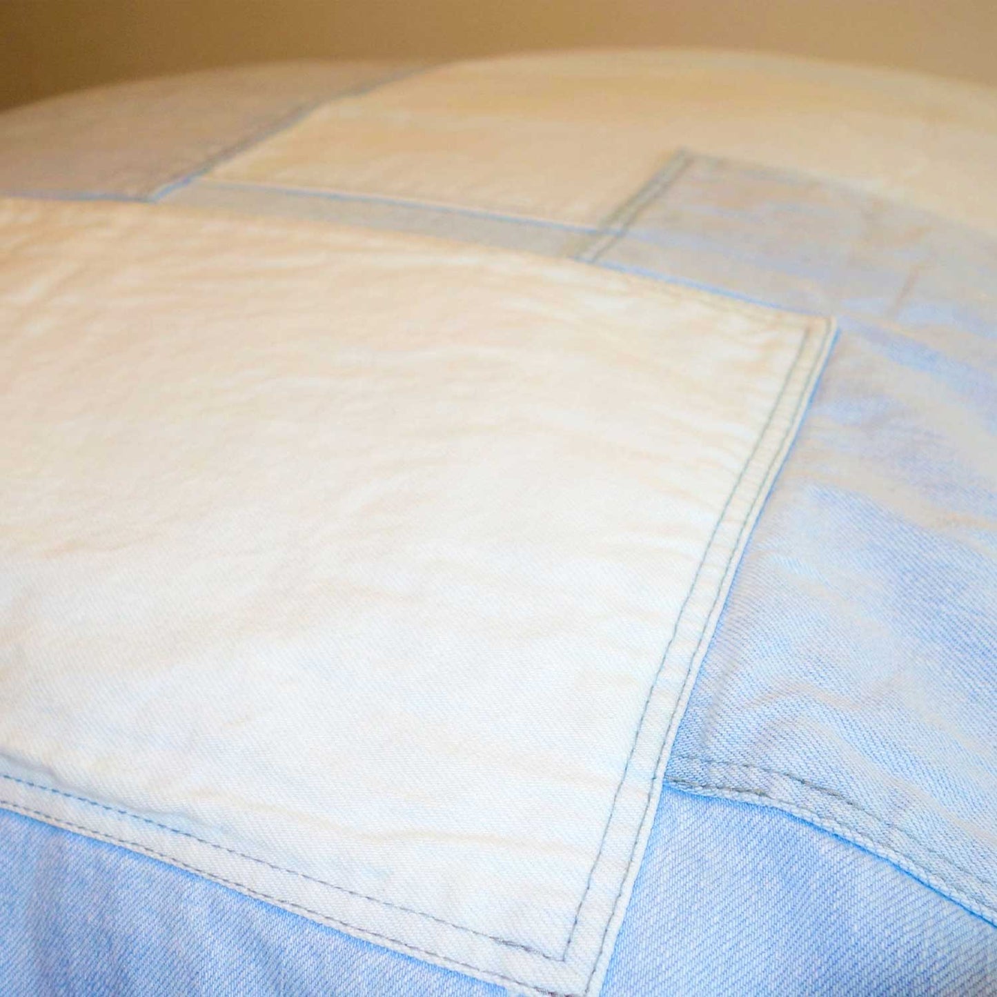 TK-Boro クッション(Denim)(日本製デニム生地パッチワーククッションBOROスタイル)90cm角|T.K GARMENT SUPPLY|リメイク・リサイクル・ナチュラルをメインコンセプトとして掲げたブランド パッチワー技術が光る逸品