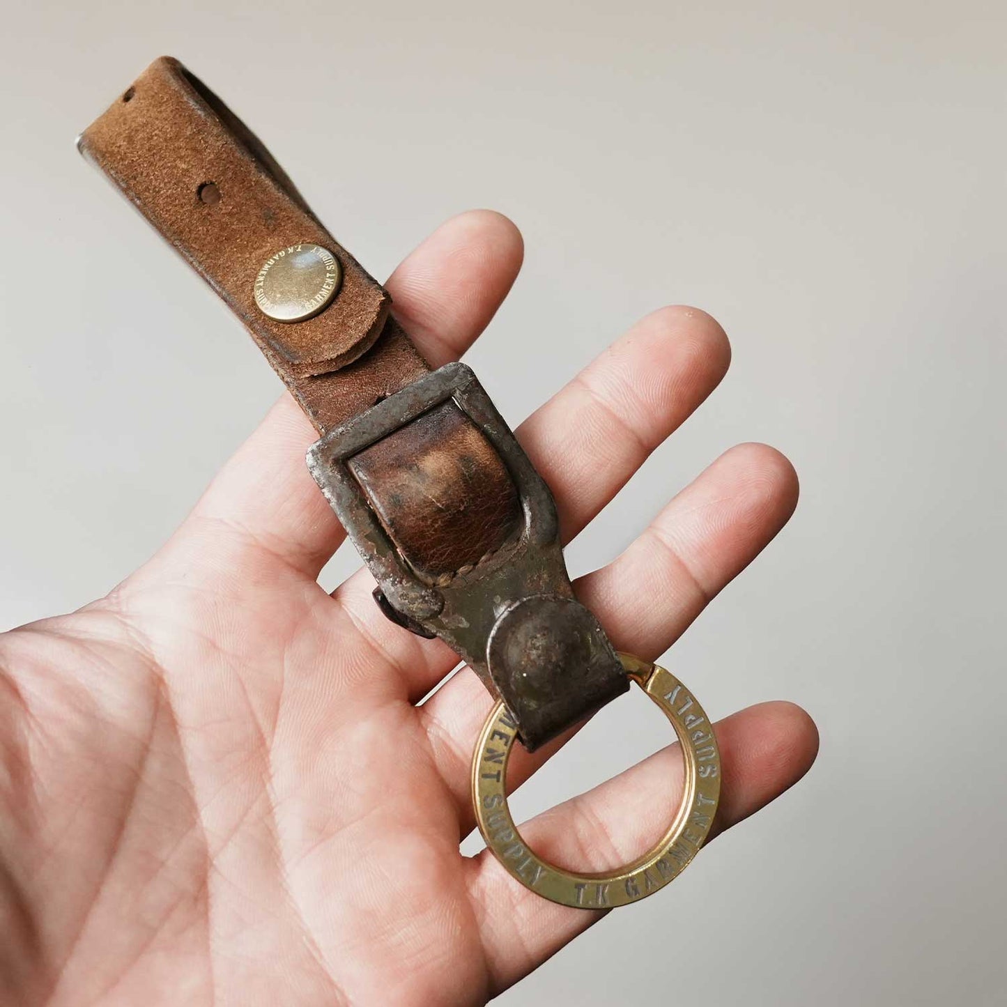 ヴィンテージミリタリーレザーキーリング 40s ハンドメイド キーホルダー 日本製