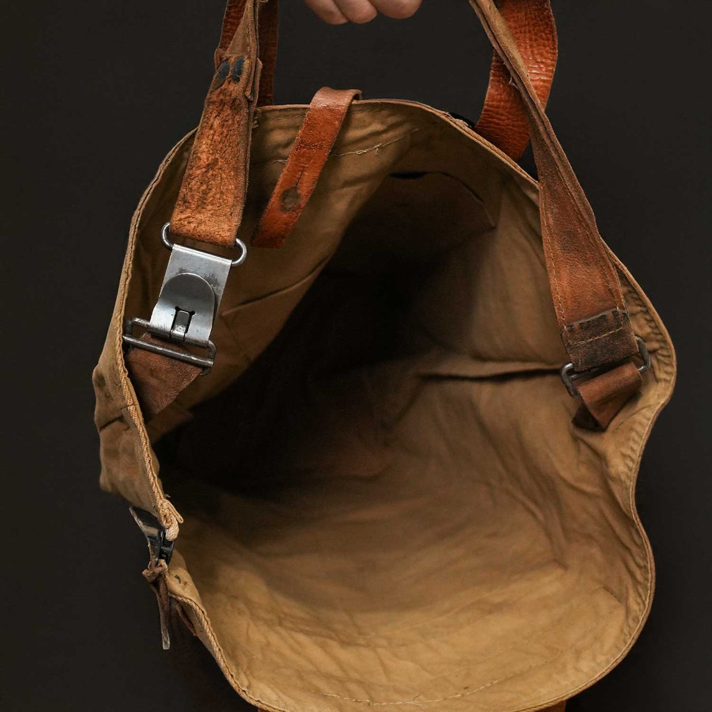 Oilcloth Vintage Big Tote ビンテージオイルクロス生地使用 革部ビンテージミリタリーバッグ使用