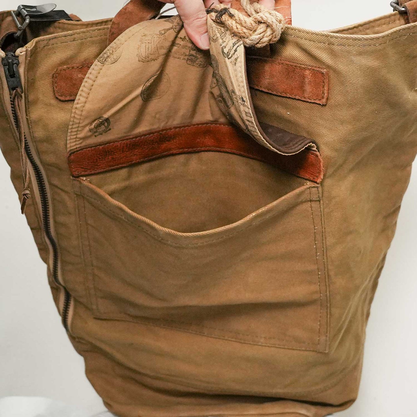 Oilcloth Vintage Big Tote ビンテージオイルクロス生地使用 革部ビンテージミリタリーバッグ使用