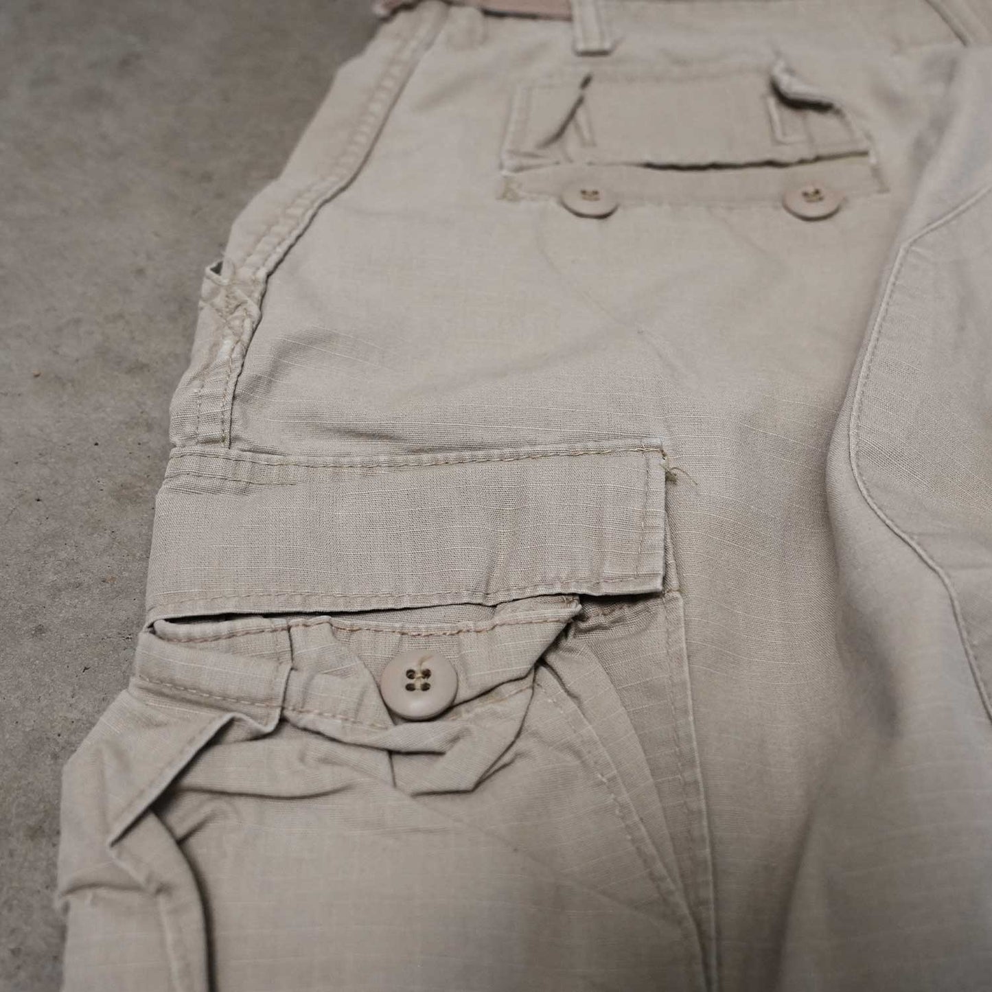 (USED)6ポケット カーゴパンツ（ミリタリー）