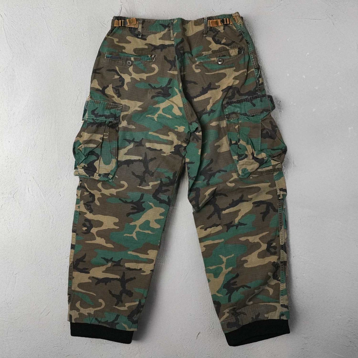 70’s US ARMY Camouflage Cargo Pants Ribbed Remake 70’s US ARMY カモフラージュリメイクパンツ　【ビンテージリメイク】