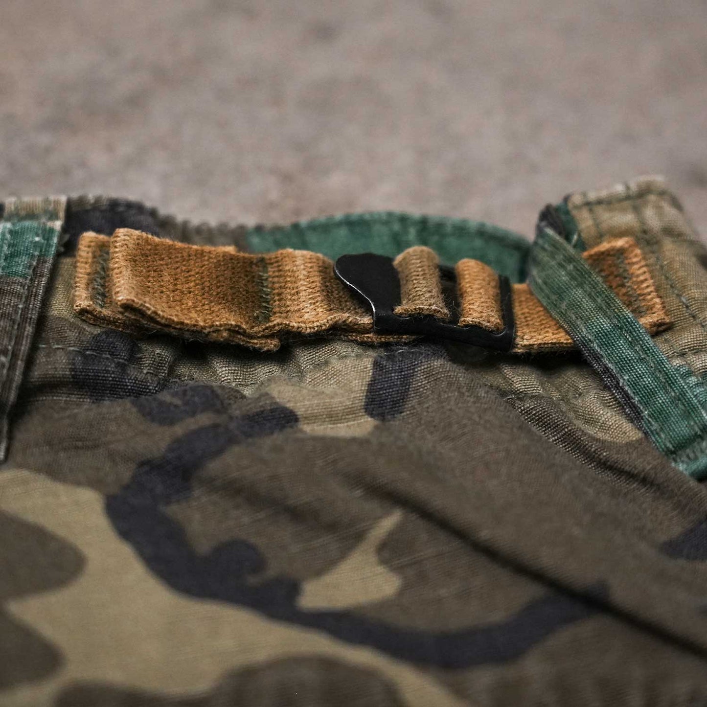 70’s US ARMY Camouflage Cargo Pants Ribbed Remake 70’s US ARMY カモフラージュリメイクパンツ　【ビンテージリメイク】