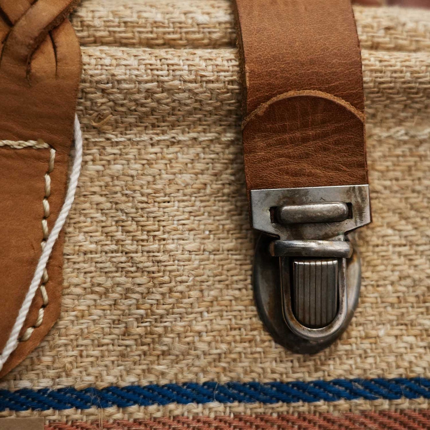 ヨーロッパヴィンテージ麻袋使用 がま口ハンドバッグ