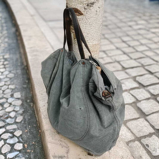 Swiss Army Soft Military Tote　ビンテージ スイスミリタリージャケット生地使用