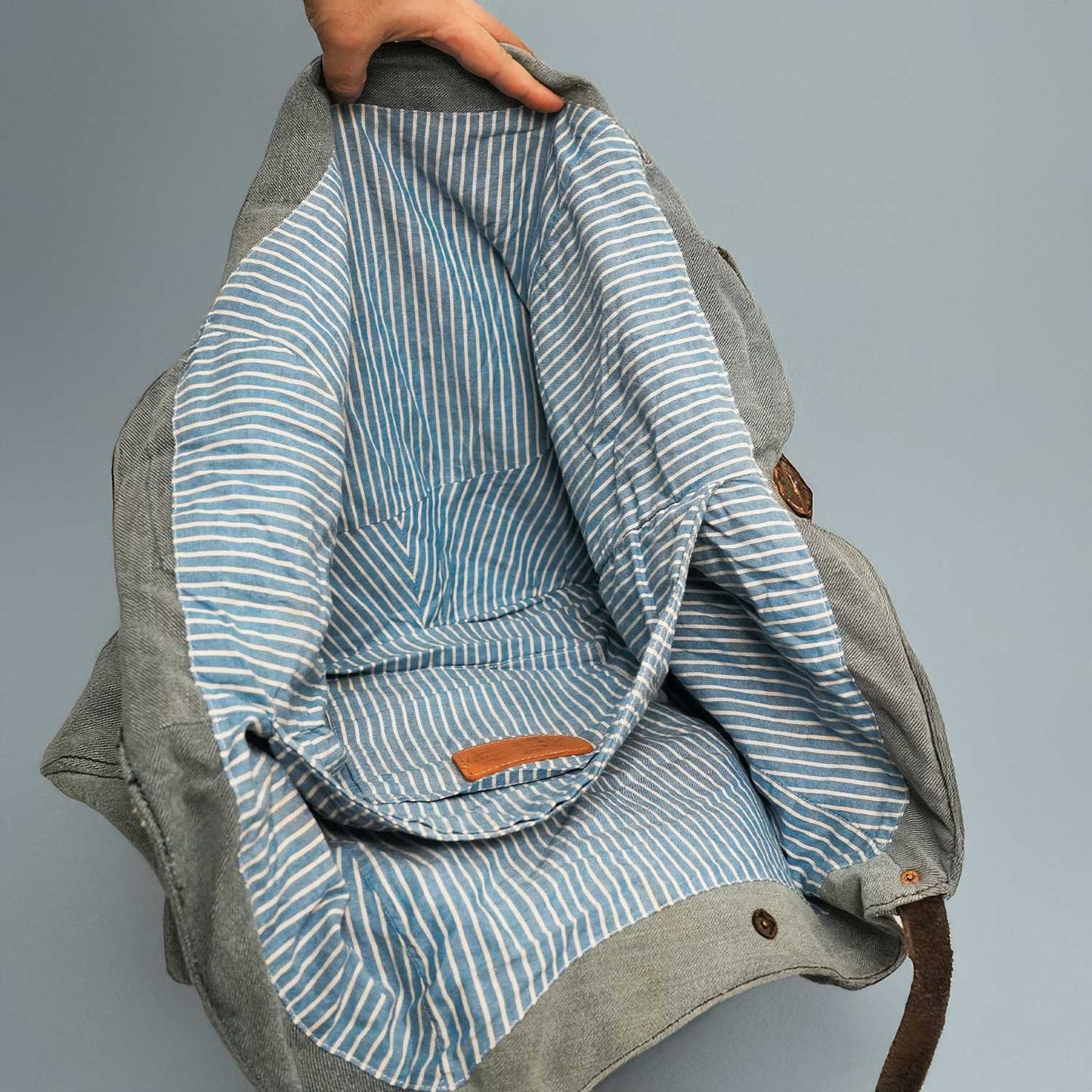 Swiss Army Soft Military Tote　ビンテージ スイスミリタリージャケット生地使用