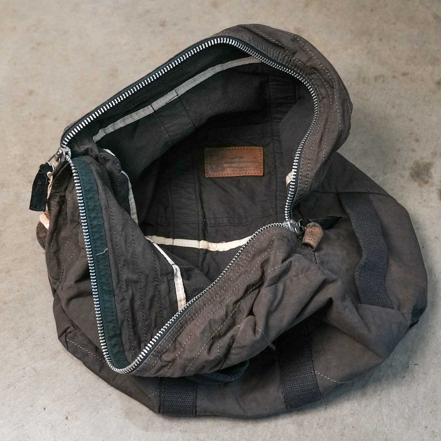 FRENCH MILITARY BLACK DYED DUFFEL BAG 50sフランス軍テント × USミリタリーダッフルリメイク