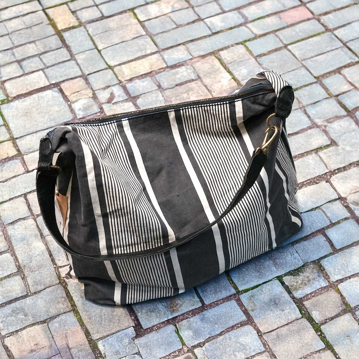 FRENCH VINTAGE BEDCOVER LEATHER SHOULDER BAG 40sフランスベッドカバー × 牛革 ショルダーバッグ