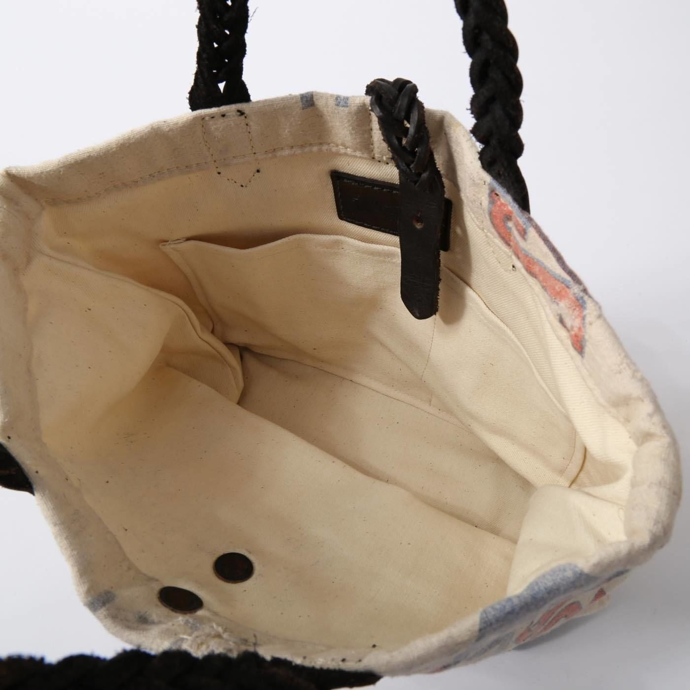 トートバッグ（TK-09WH）(1950USビンテージFeedsac（穀物袋）リメイク)｜T.K GARMENT SUPPLY｜リメイク・リサイクル・ナチュラルをメインコンセプトとして掲げたブランド3