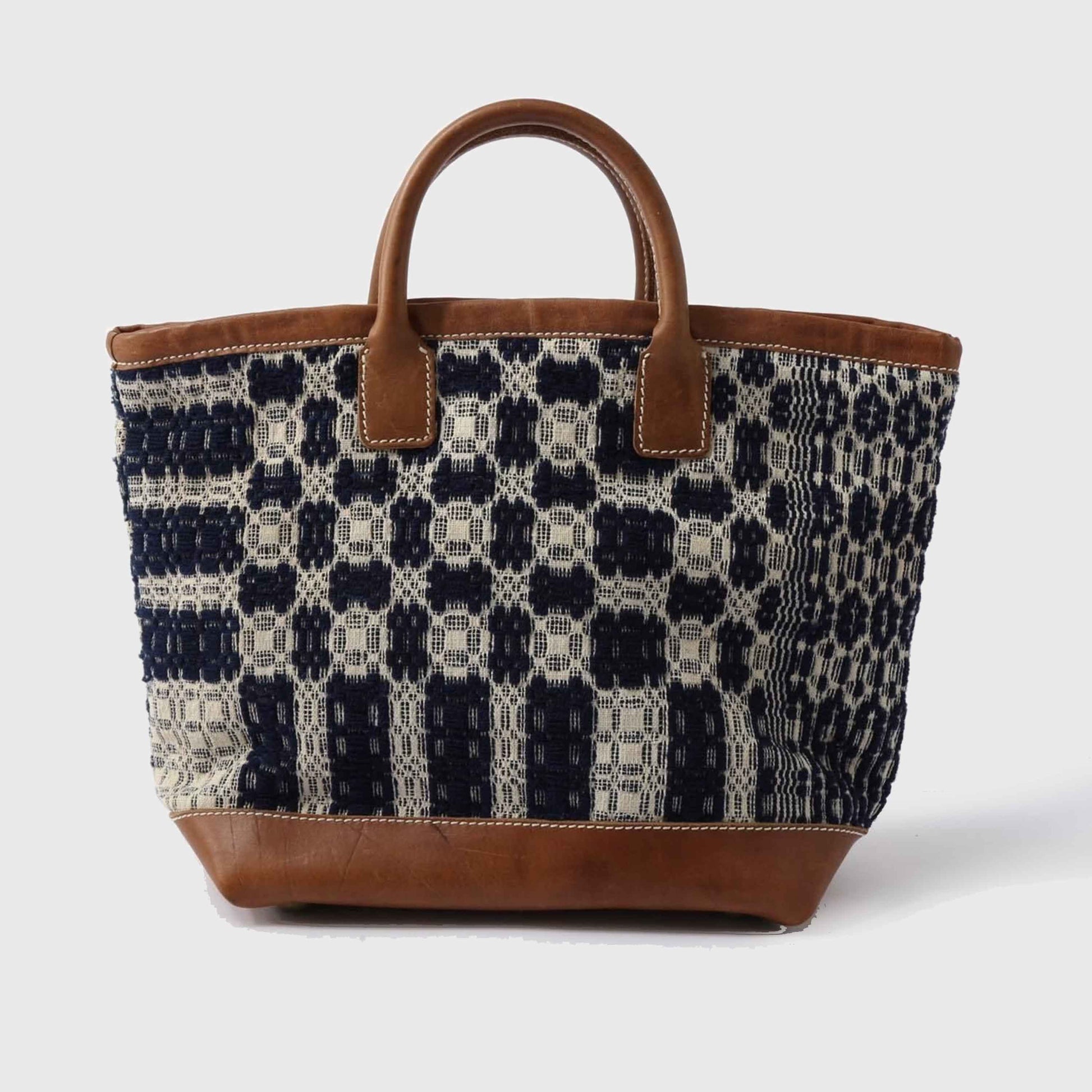 トートバッグ（TK-08BL）(1800年代US製のニット生地リメイク)｜T.K GARMENT SUPPLY｜リメイク・リサイクル・ナチュラルをメインコンセプトとして掲げたブランド