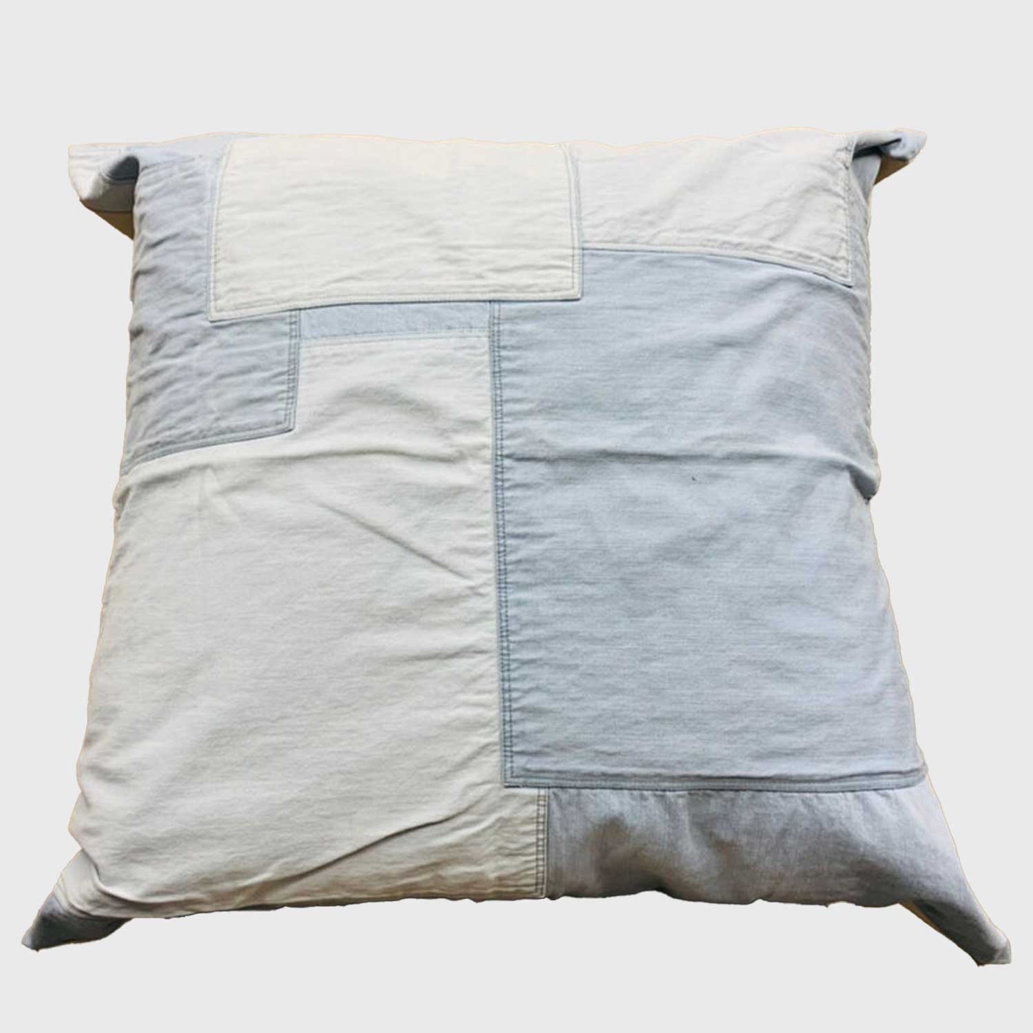 TK-Boro クッション（Denim）(日本製デニム生地パッチワーククッションBOROスタイル)90cm角｜T.K GARMENT SUPPLY｜リメイク・リサイクル・ナチュラルをメインコンセプトとして掲げたブランド