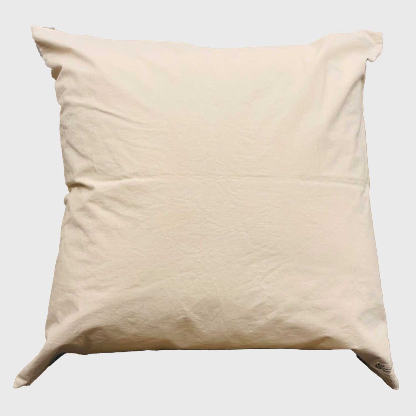 TK-Boro クッション（Denim）(日本製デニム生地パッチワーククッションBOROスタイル)90cm角｜T.K GARMENT SUPPLY｜リメイク・リサイクル・ナチュラルをメインコンセプトとして掲げたブランド　裏面にもこだわり