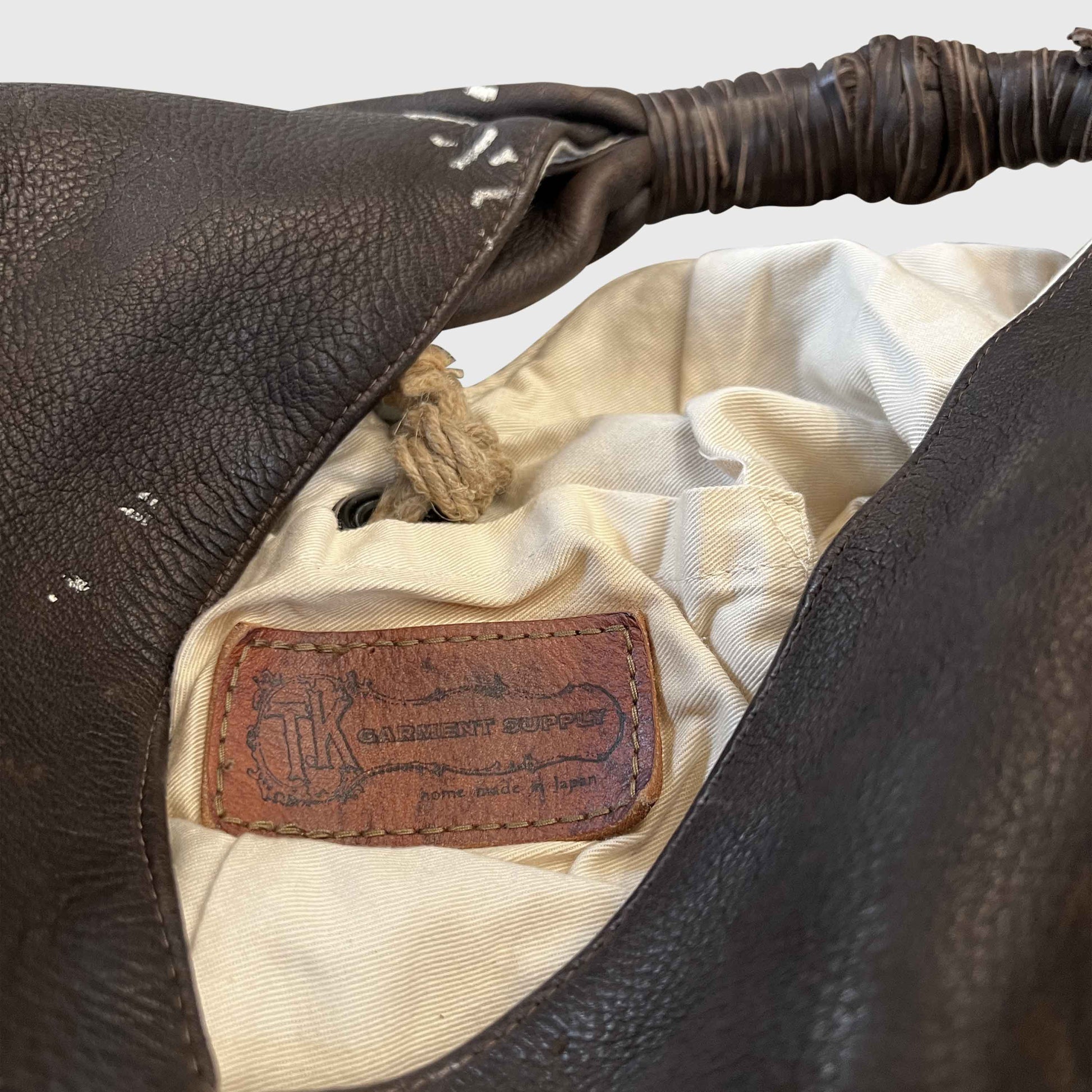 ショルダーバッグ(ビンテージレザー(鹿皮)リメイク)｜T.K GARMENT SUPPLY｜リメイク・リサイクル・ナチュラルをメインコンセプトとして掲げたブランド5