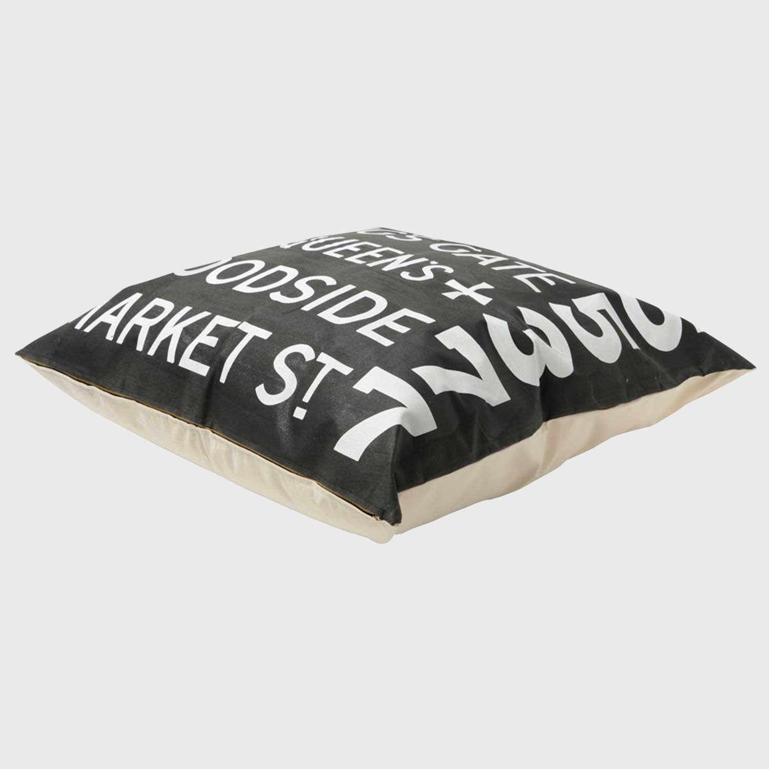 Bus destinationクッション(TK-CTP15B)(岡山伝統製法帆布)90cm角横から