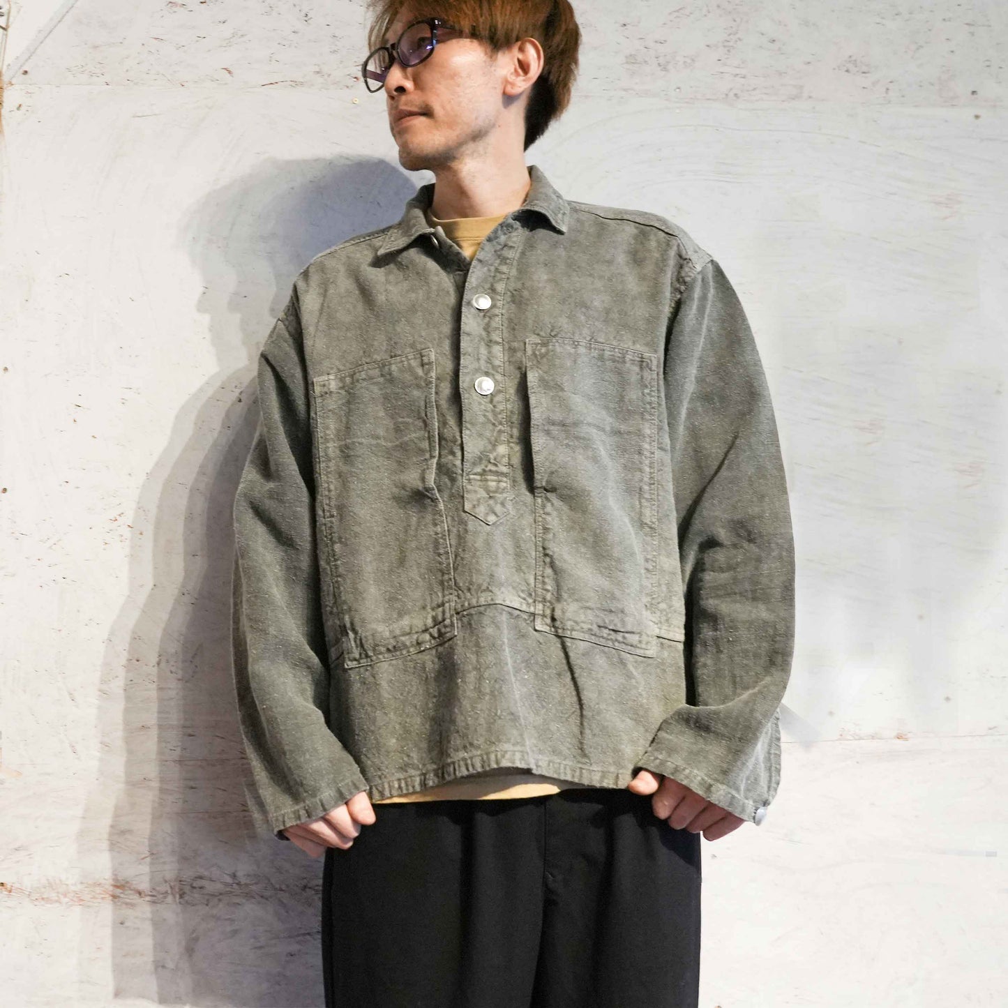 デッキシャツジャケット TKR-J2001（イタリアンリネン）｜T.K GARMENT SUPPLY｜リメイク・リサイクル・ナチュラルをメインコンセプトとして掲げたブランド　着用イメージ