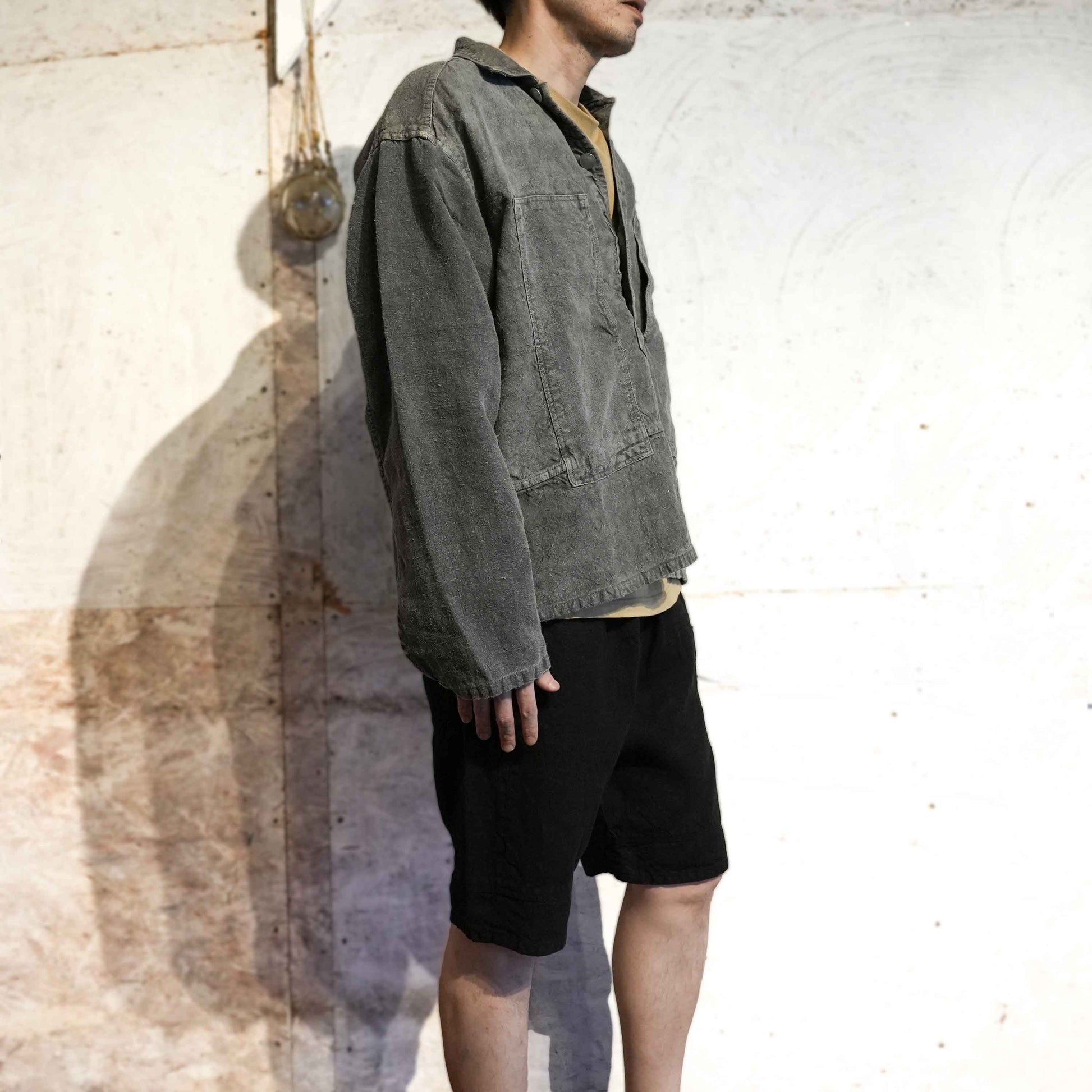 ショートパンツTKR-P2001（ヴィンテージクロスリメイク）｜T.K GARMENT SUPPLY｜リメイク・リサイクル・ナチュラルをメインコンセプトとして掲げたブランド　着用イメージ1