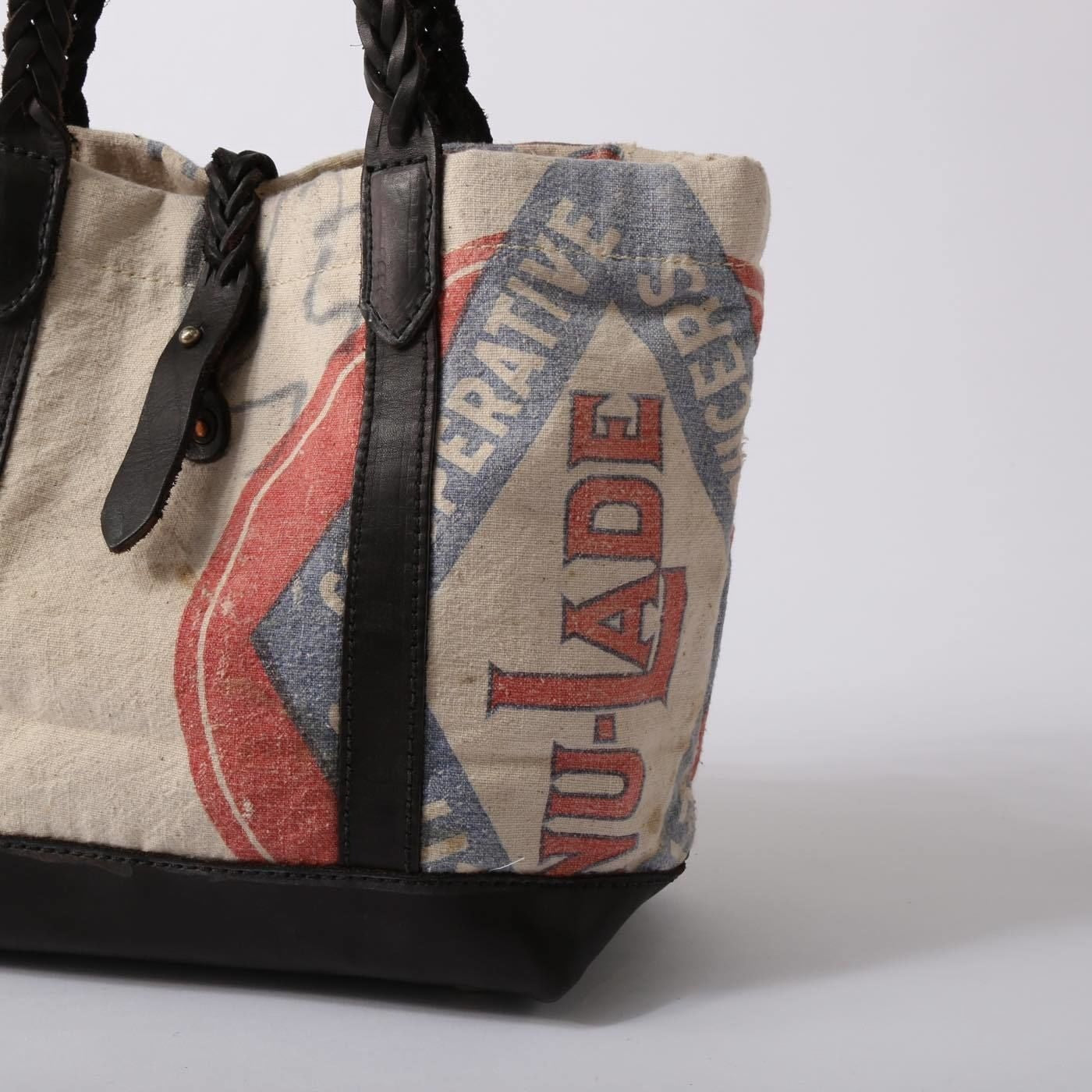 トートバッグ（TK-09WH）(1950USビンテージFeedsac（穀物袋）リメイク)｜T.K GARMENT SUPPLY｜リメイク・リサイクル・ナチュラルをメインコンセプトとして掲げたブランド6