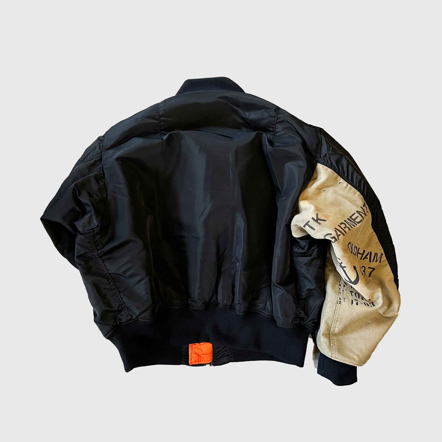 MA1リメイクフライトジャケット｜T.K GARMENT SUPPLY｜リメイク・リサイクル・ナチュラルをメインコンセプトとして掲げたブランド　裏面