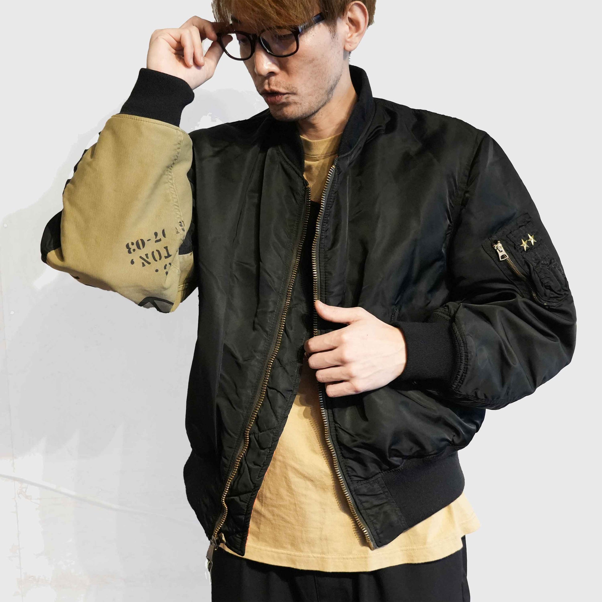 MA1リメイクフライトジャケット｜T.K GARMENT SUPPLY｜リメイク・リサイクル・ナチュラルをメインコンセプトとして掲げたブランド　着用イメージ