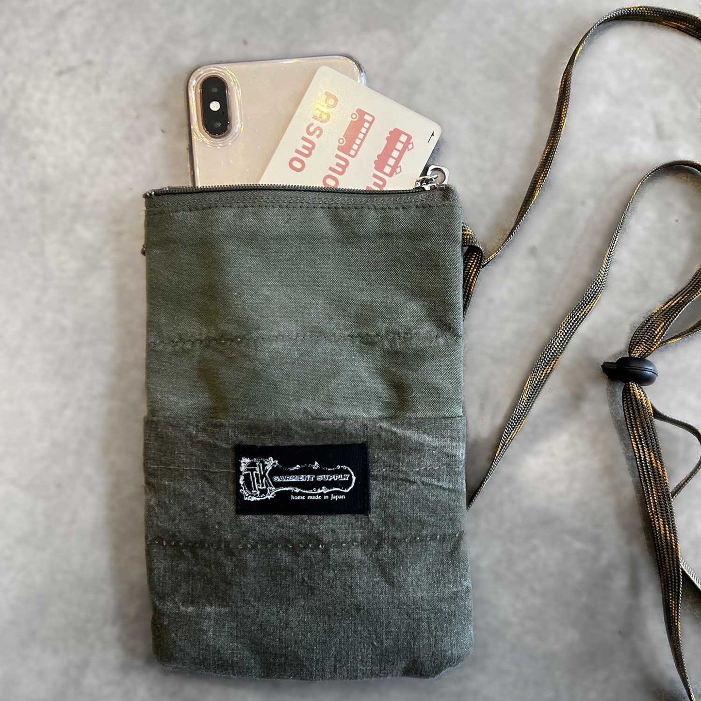 ネックポーチ｜ミニマリスト｜US ARMY ヴィンテージテント リメイク【くっきー！さんが動画で紹介してくださいました】